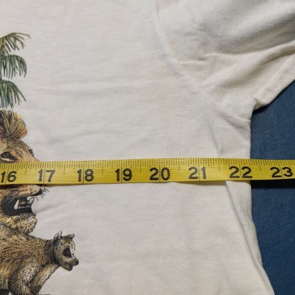 Vintage 1989 Harlequin N.G., Earth Day 1990 Animals graphic Single stitched T… - Picture 6 of 9